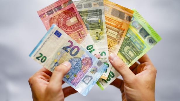 ++ THEMENBILD ++ BARGELD